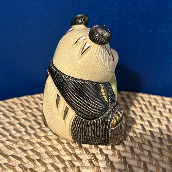 NWOT De Rosa Rinconada Gold Trim Ceramic Handcrafted Panda Bear Figurine Uruguay - Picture 4 of 5